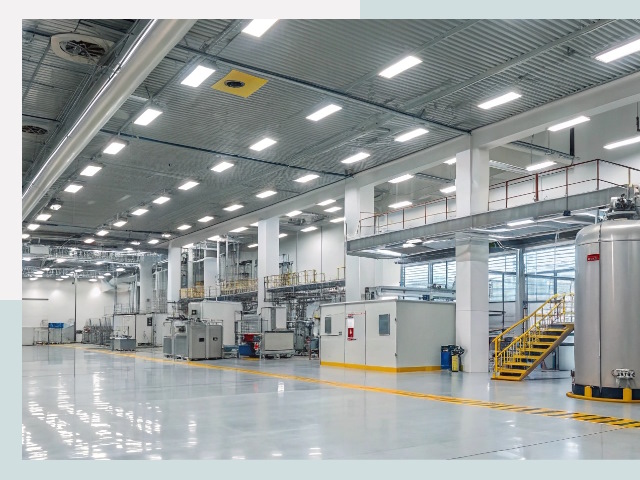 Освещение ангаров в Ухте от 608 руб. - Эффективные решения